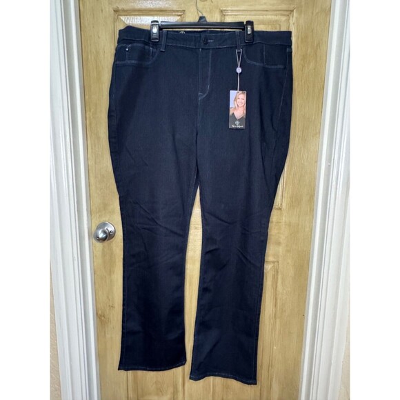 NWT Hot In Hollywood Women's Silky Denim Pull On Jean Size 2X A295664 - Picture 1 of 6